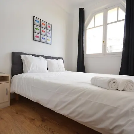 Residences Paris Maillot Апарт-отель 3*