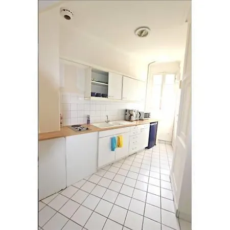 Residences Paris Maillot