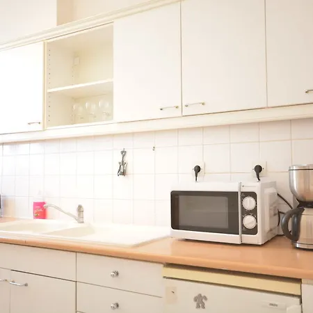 Апарт-отель Residences Paris Maillot 3*