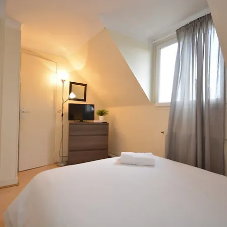 Residences Paris Maillot 3* Нёйи-сюр-Сен