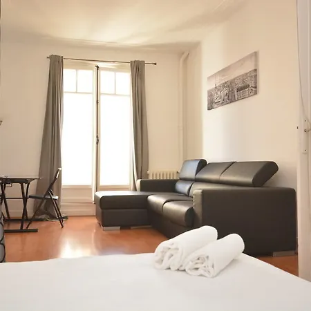 Апарт-отель Residences Paris Maillot 3*