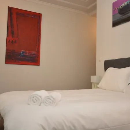 Residences Paris Maillot 3* Нёйи-сюр-Сен