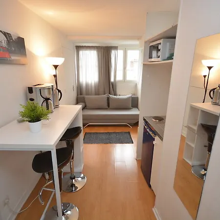 Апарт-отель Residences Paris Maillot 3*