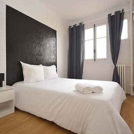 Апарт-отель Residences Paris Maillot 3*