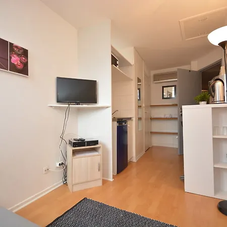 Апарт-отель Residences Paris Maillot 3*